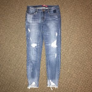 Destroyed Skinny Jeans